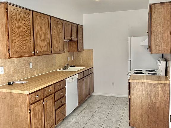 4th image of 1543-1545 N Kennedy Ave #1543