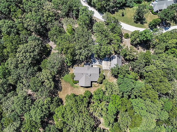 5th image of 10500 Meadowlark Ln