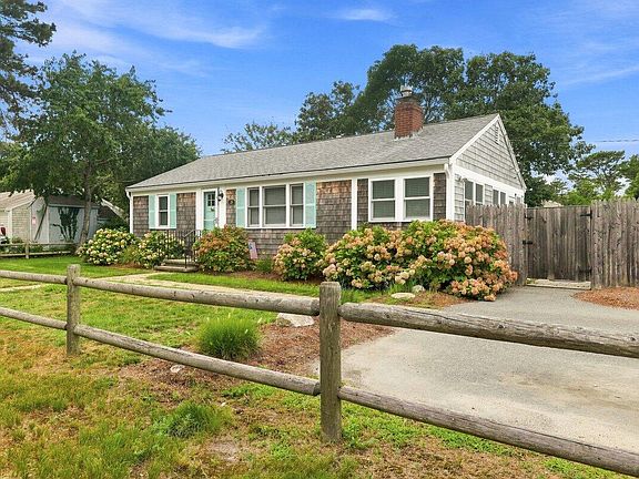 2nd image of 29 Lorree Lane