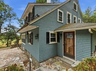 24 Hildreth St, Westford, MA 01886