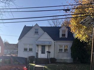 98 Gordon St, Clifton, NJ 07011