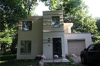 1st image of 1152 E 78th St