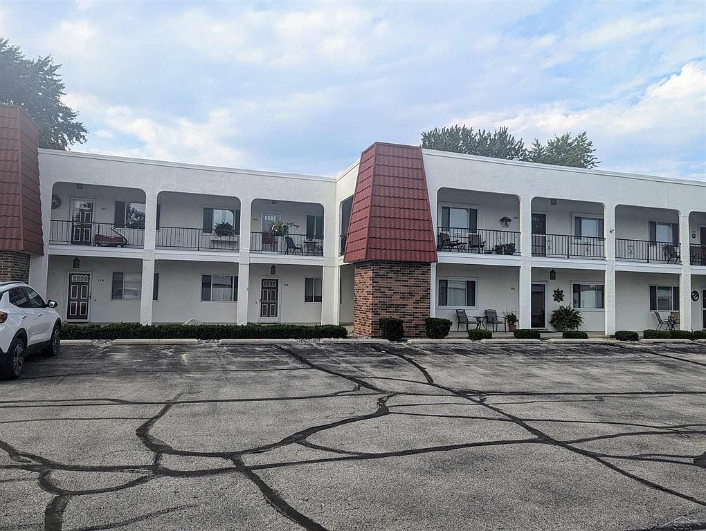 9150 Greenway Blvd, Saginaw, MI 48609 | Zillow