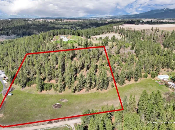 E Day Rd, Mead, WA 99021