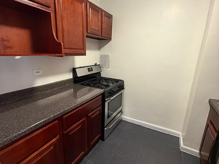 590 Flatbush Ave #12K — Photo 5