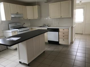 15 Green St APT 4, Marblehead, MA 01945