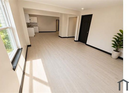 2nd image of 1572 Pope St #1