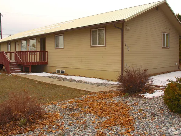 210 W Ash Street, Waterville, WA 98858