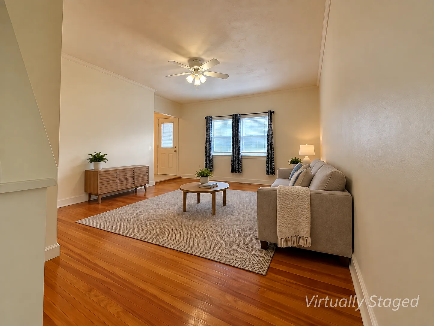 2 bed, 900 sqft, $1,675 — Photo 2