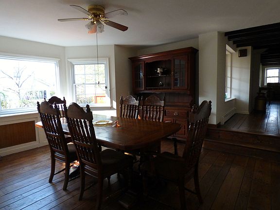 3rd image of 57 Demund Ln