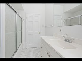 2501 S 10th St, Philadelphia, PA