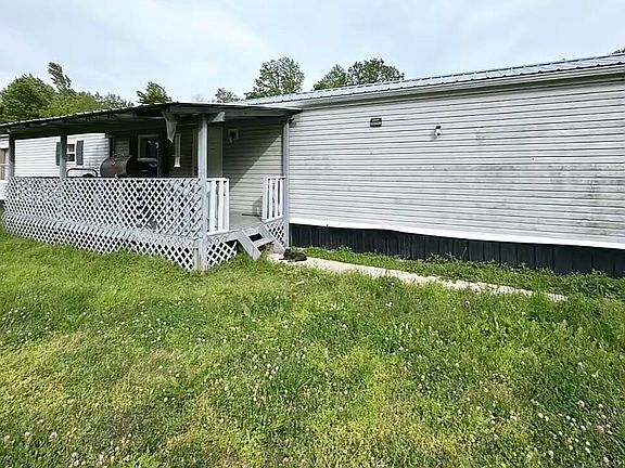 2nd image of 301 Lewis Ave