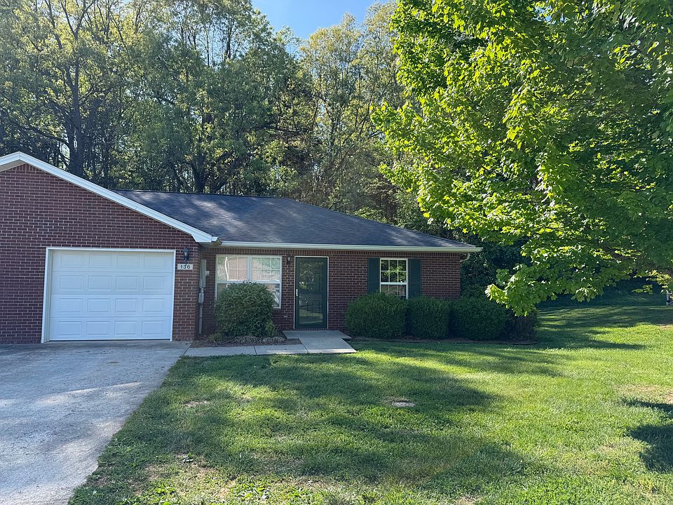 1st image of 136 Croghan Way #136