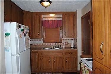 4th image of 4816 Ira Ave
