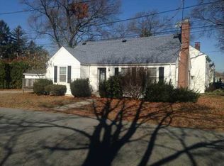 91 Ausdale Rd, Cranston, RI 02910