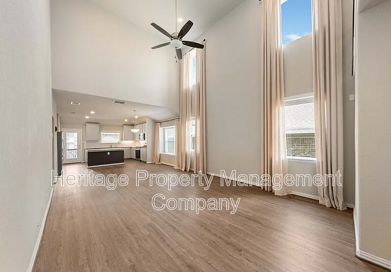 2080 Cowan Dr — Photo 6