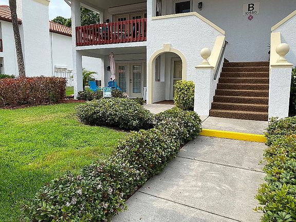 3rd image of 10550 Village Dr APT 101