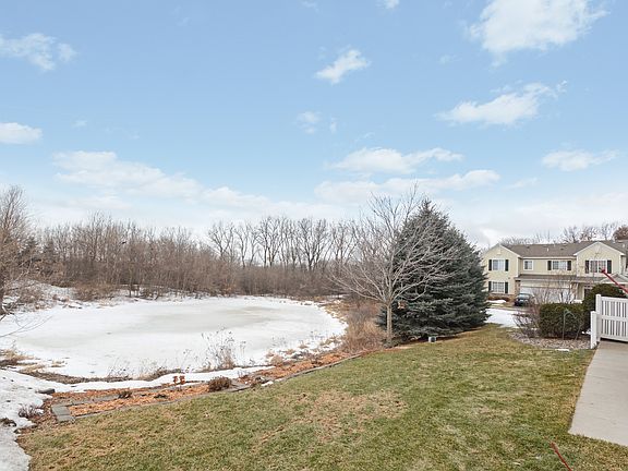 3rd image of 4749 Blaine Ave
