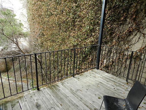 2nd image of 2312 N Lincoln Ave APT 2