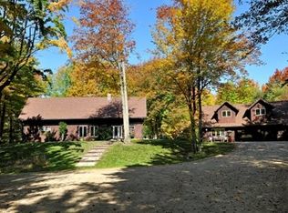 7810 Vandermeulen Ln, Oconto Falls, WI 54154