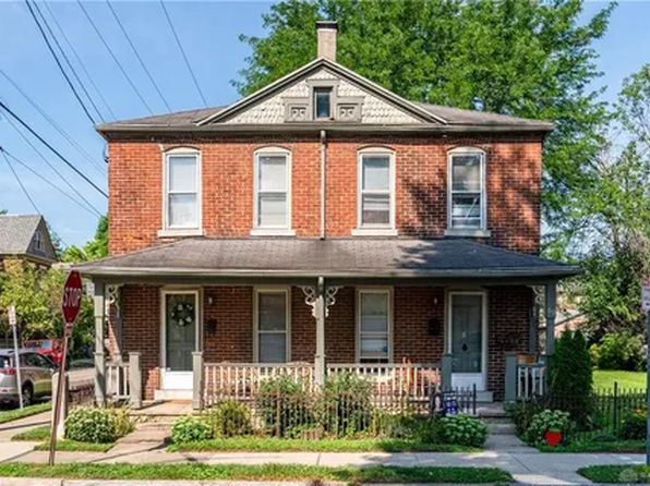 71 La Belle St