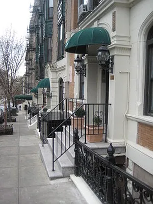 Rented by The Dermot Realty Management Company | media 18