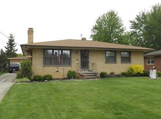24360 Rosita Ln, North Olmsted, OH 44070