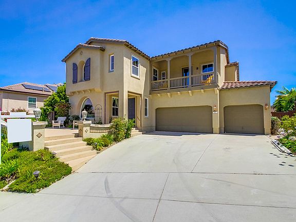2nd image of 951 Stoneridge Way