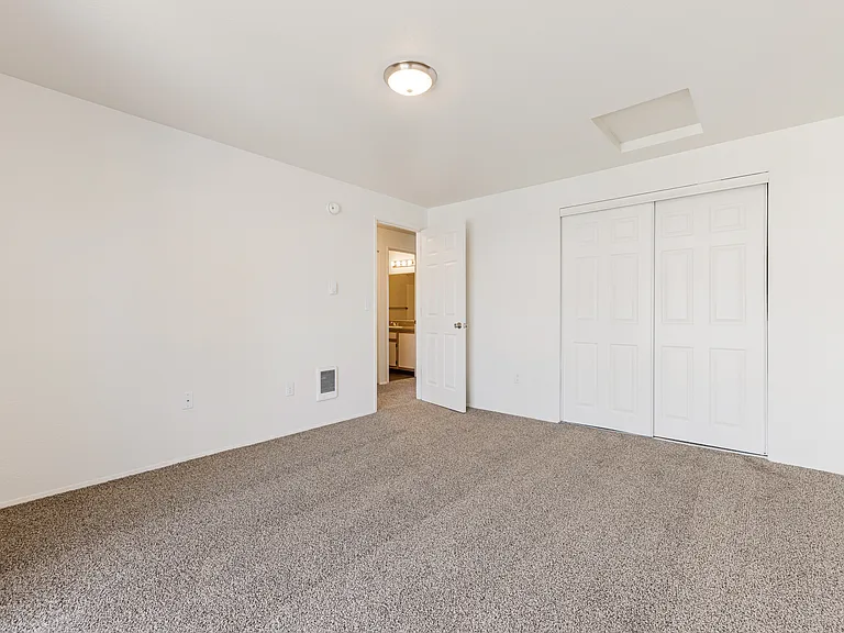 Orchards Apartments — Photo 16