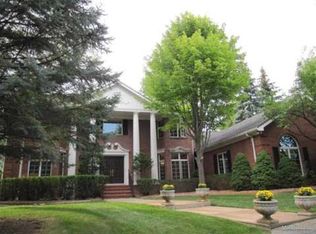 4560 Valley View Point, Rochester, MI 48306