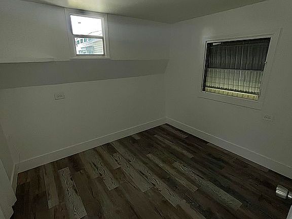 2nd image of 1009 Pine Ave