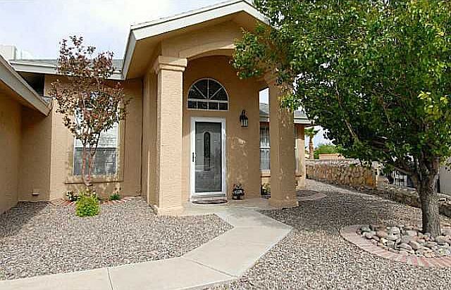 1st image of 10892 Loma Portal Pl