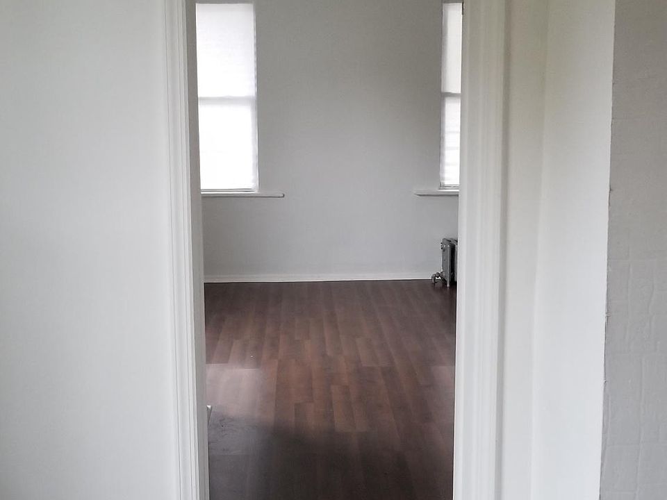 2nd image of 200 N Burgher Ave
