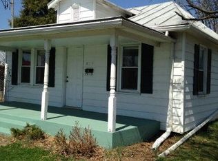 819 E Main St, Luray, VA 22835