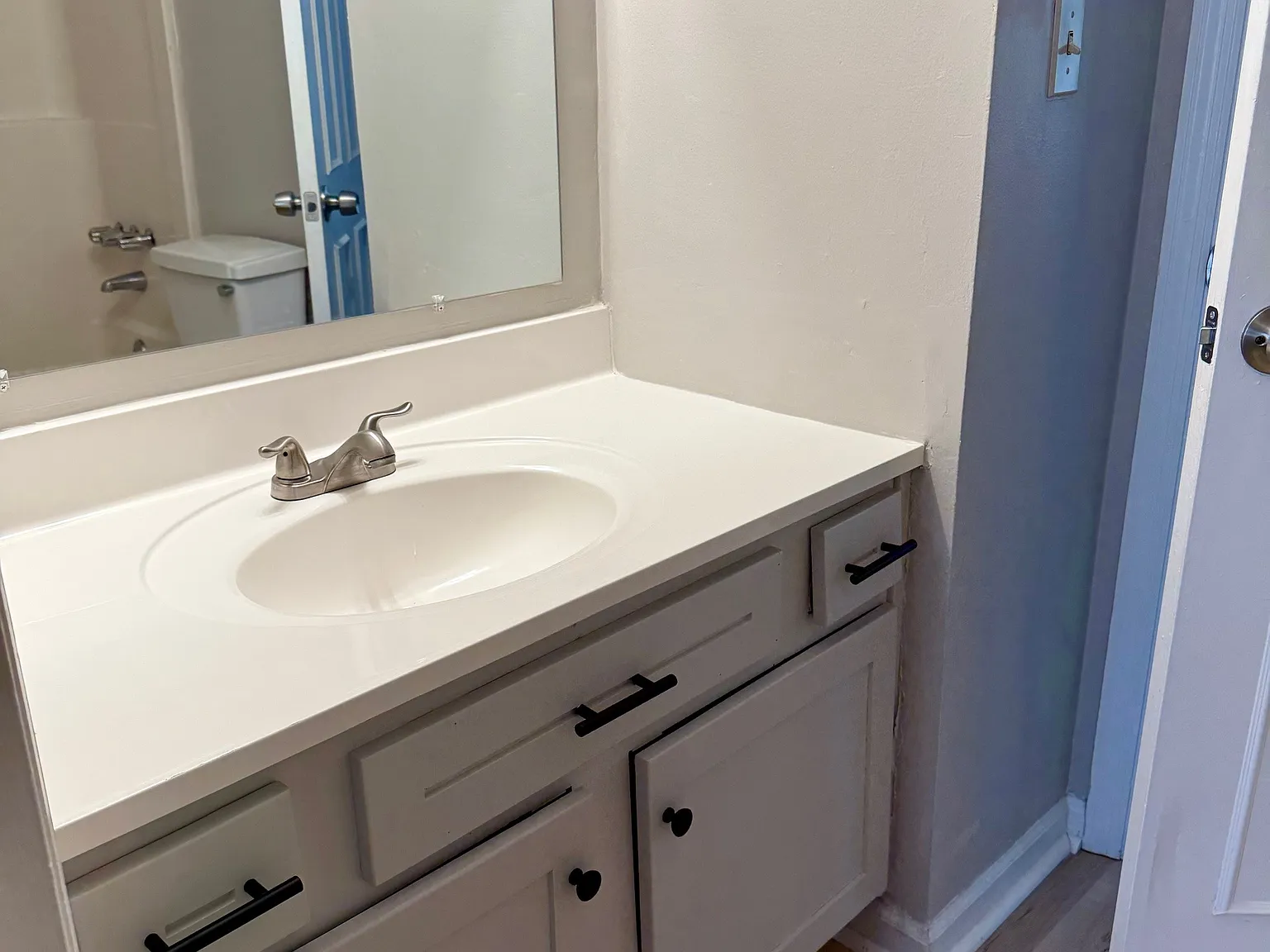 Move-In Promotion: Second month free. — Photo 4