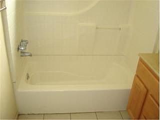 4th image of 1005 Record Ave