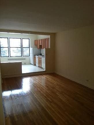 3rd image of 7410 35th Ave APT 202