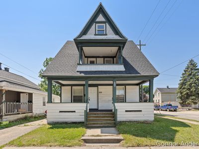 930 1st St NW, Grand Rapids, MI, 49504