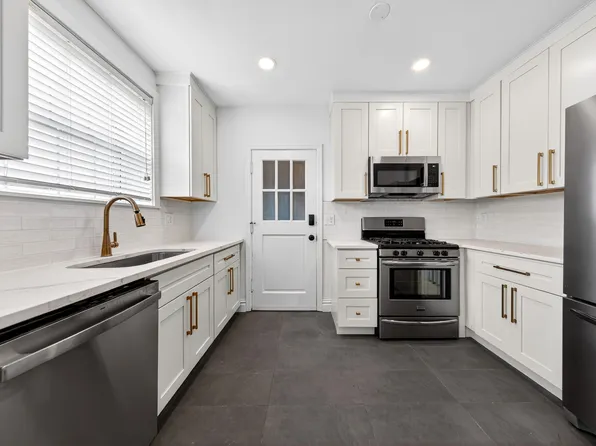 7519 Oxford Dr, Saint Louis, MO