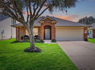 6754 River Ridge Ln, Dickinson, TX 77539