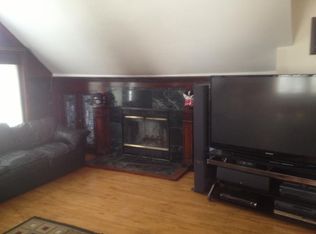 3241 E Calhoun Pkwy APT 3, Minneapolis, MN 55408