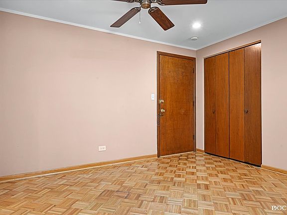 2nd image of 2333 N Neva Ave APT 214