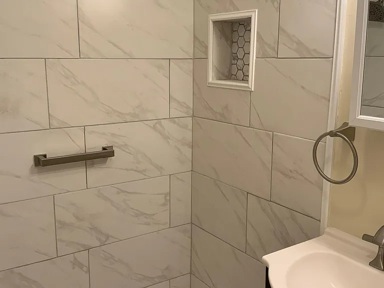 Back bathroom continued