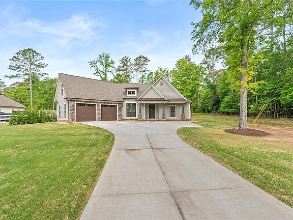 2nd image of 334 Paradise Vista Dr