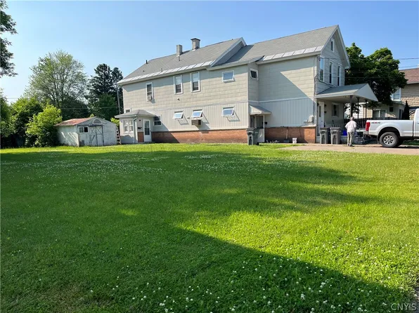 111 3rd St, Rome, NY 13440