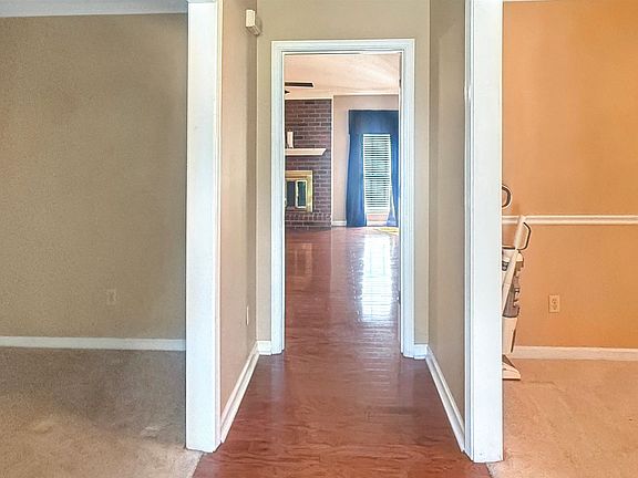 4th image of 4169 Sable Dr