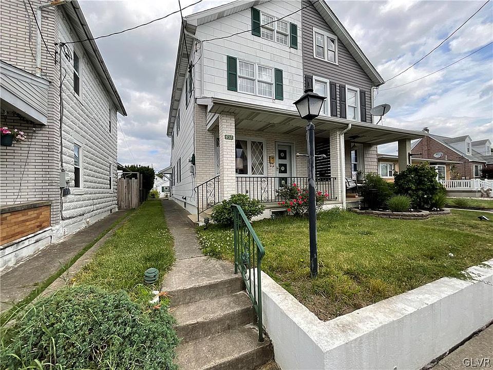1st image of 457 E 11th St
