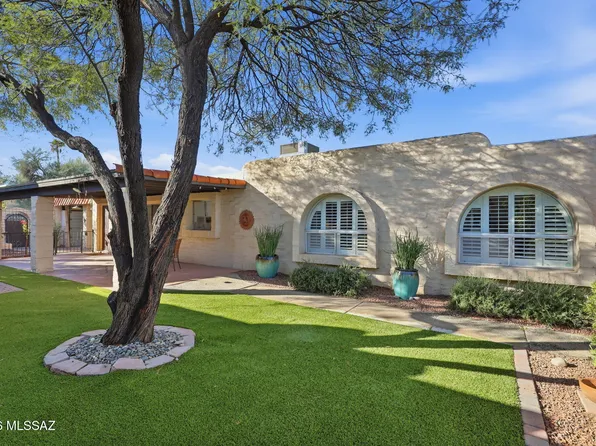 810 N Camino Santiago, Tucson, AZ 85745