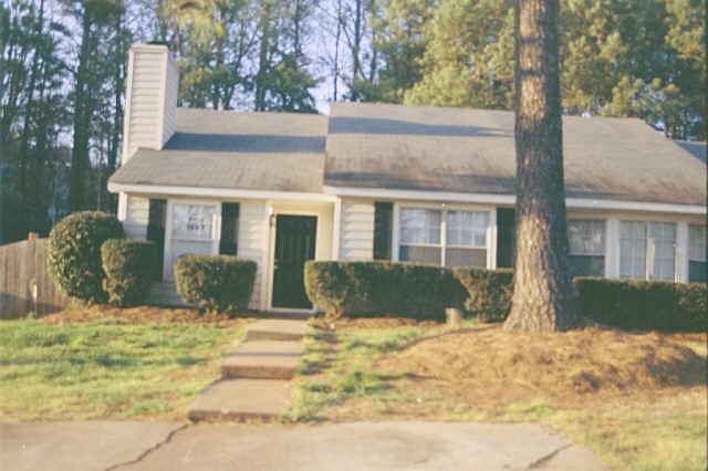 1st image of 334 Farm Place Ct NE