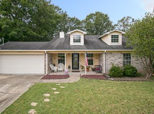 2617 N 7th St, Ocean Springs, MS 39564